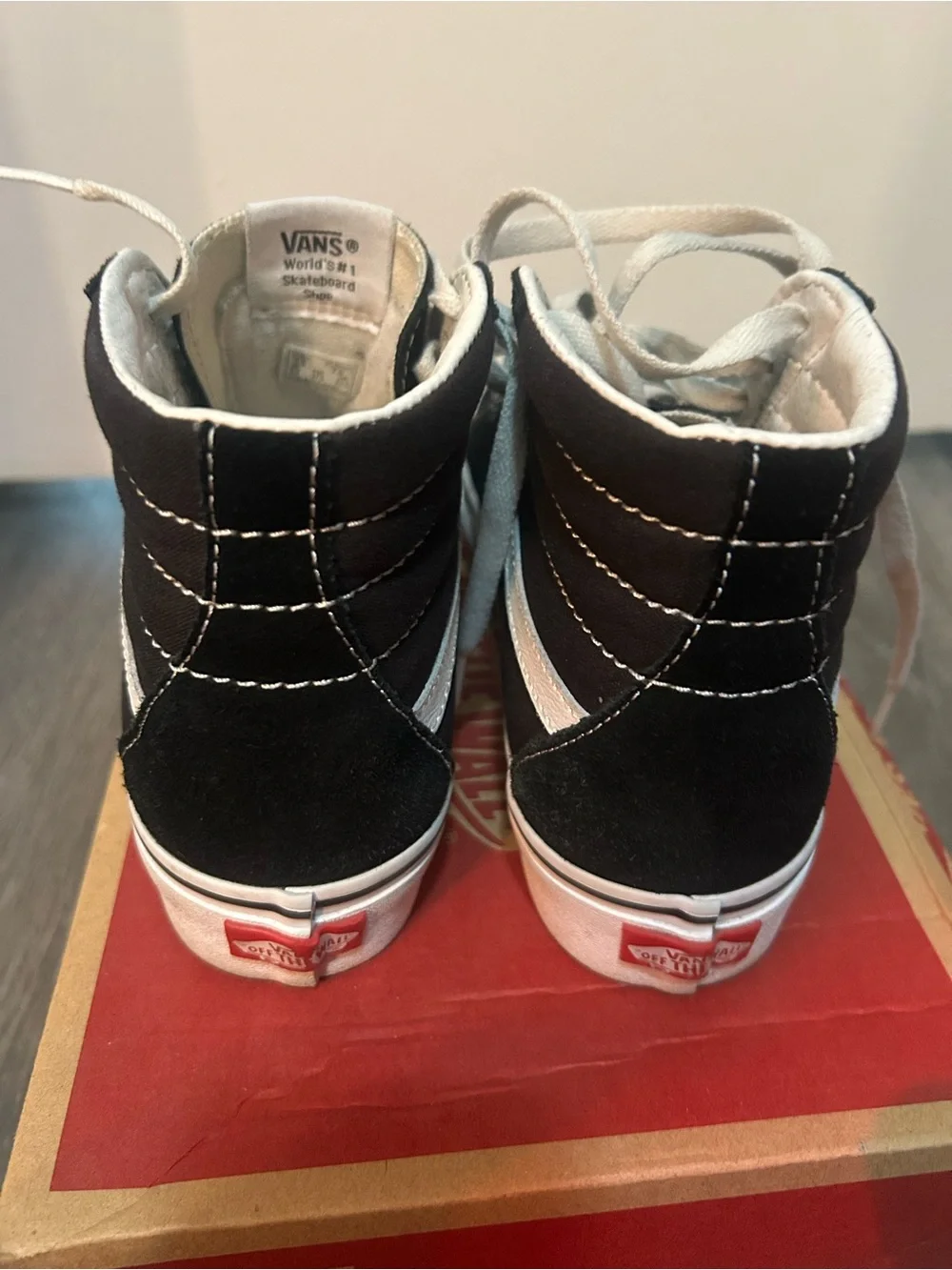 Sk8-Hi Platform 2 Vans Black & White Platform GOOD Condition Size Men 5.5 Wmns 7